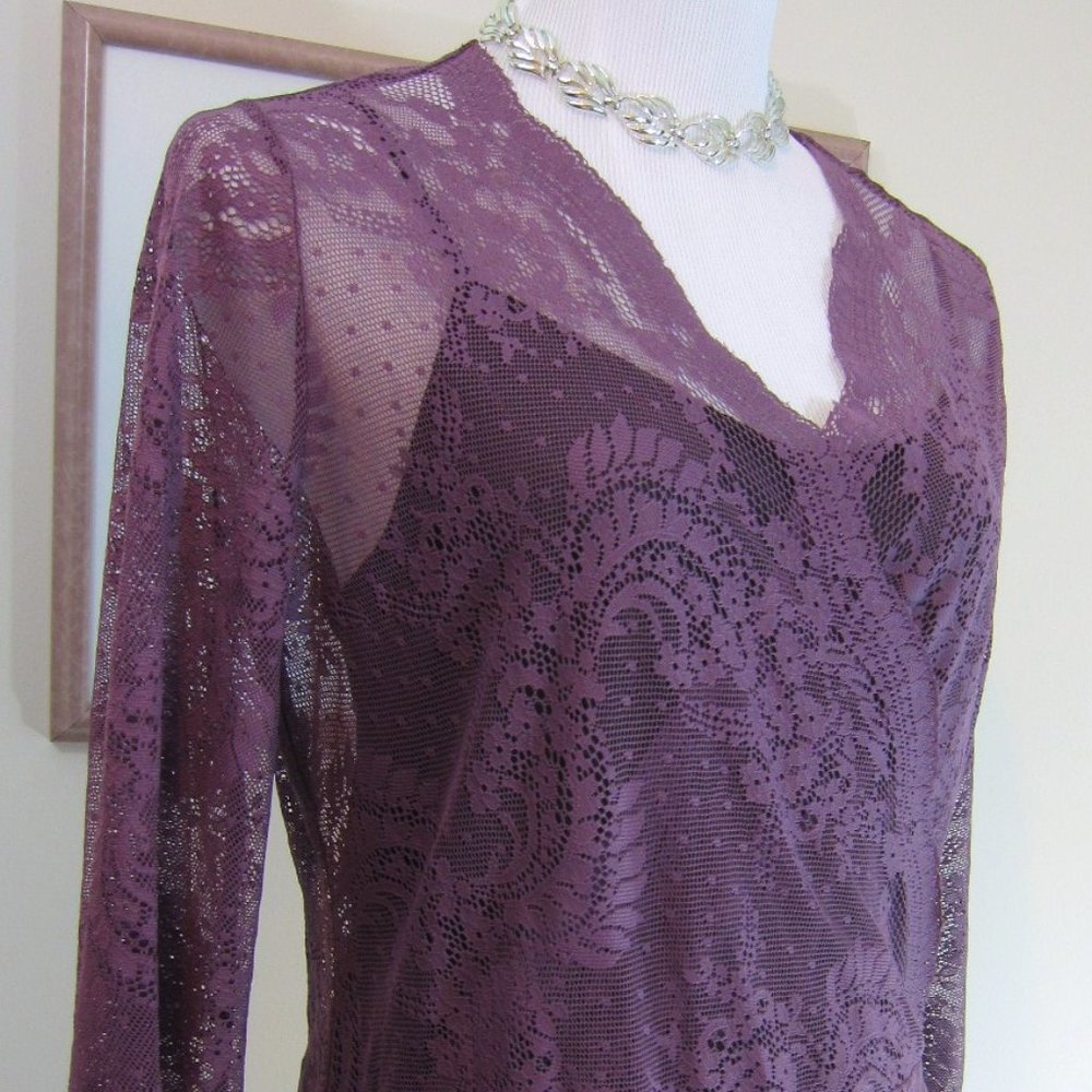 Raspberry Lace Wrap Blouse, Satin Belt  Sz L - Picture 10 of 11